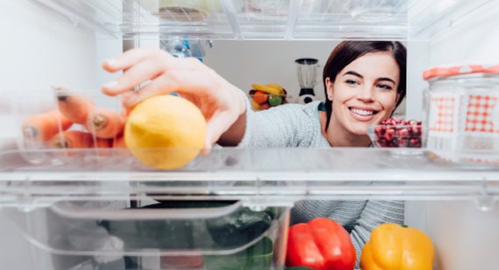 Come disporre gli alimenti in frigo